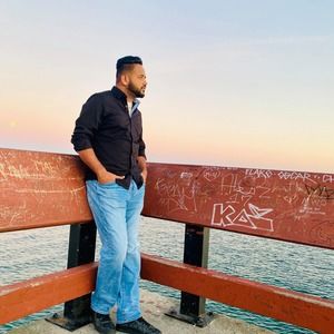 Meet your Posher, Baljit